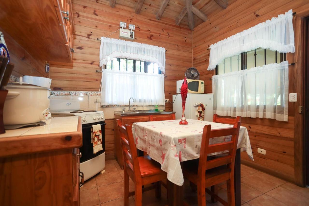 Casa Marcellino Lodge Cahuita Ngoại thất bức ảnh