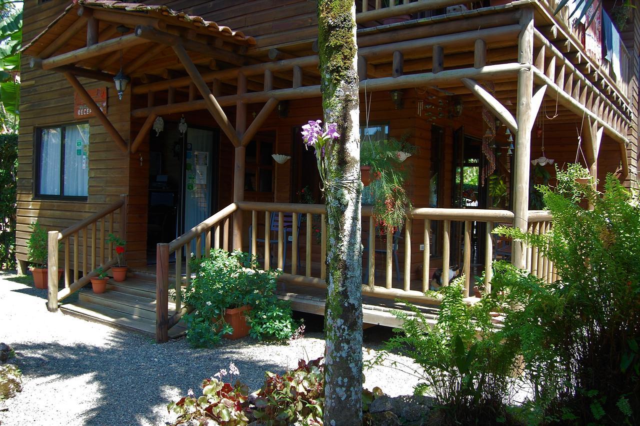 Casa Marcellino Lodge Cahuita Ngoại thất bức ảnh